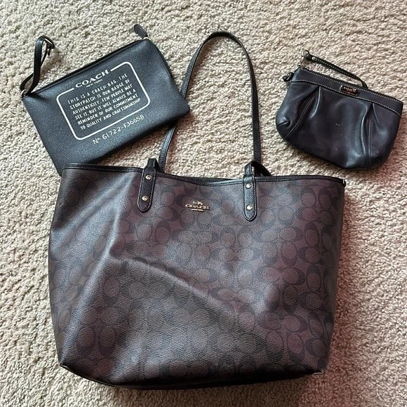 Coach Tote and Wristlet Bundle - Picture 1 of 3